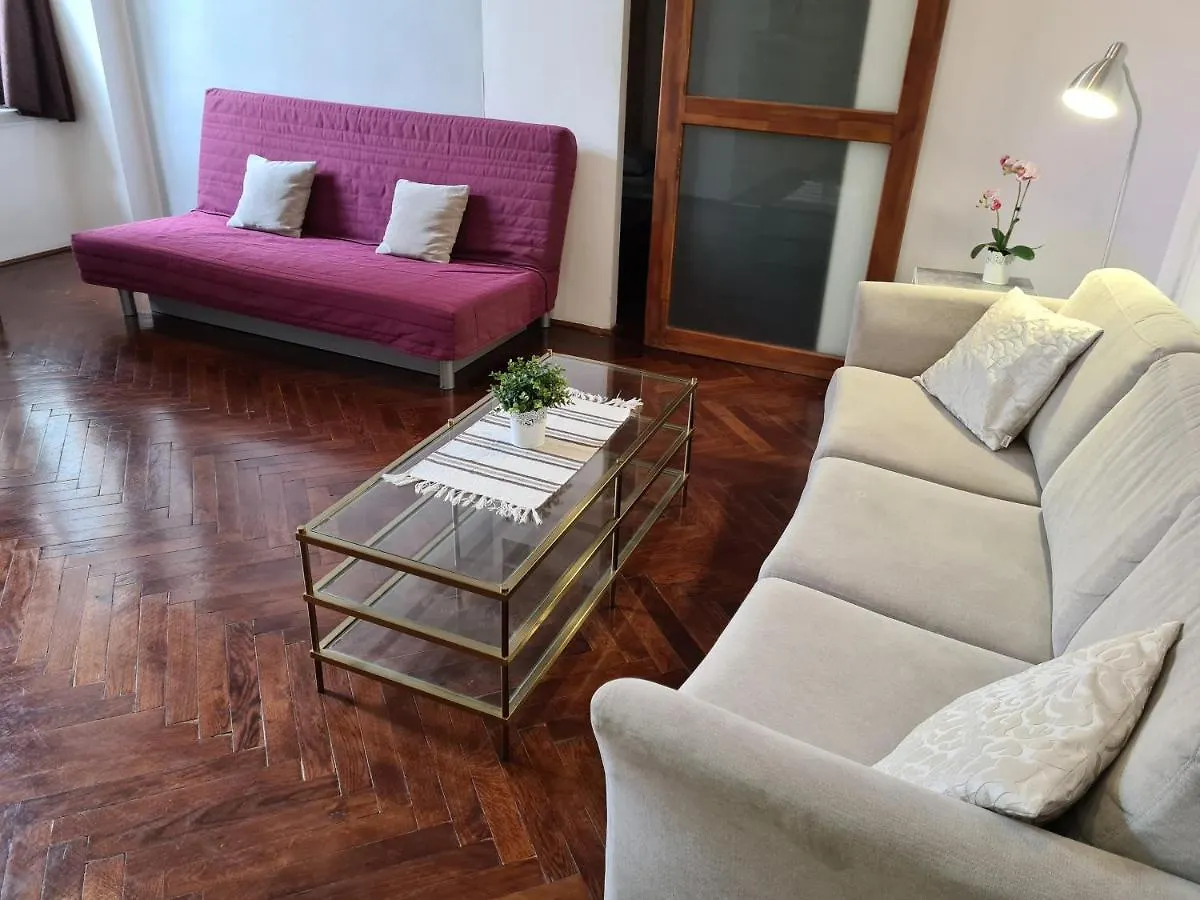 Apartment Feeling Home In The Heart Of Budapest